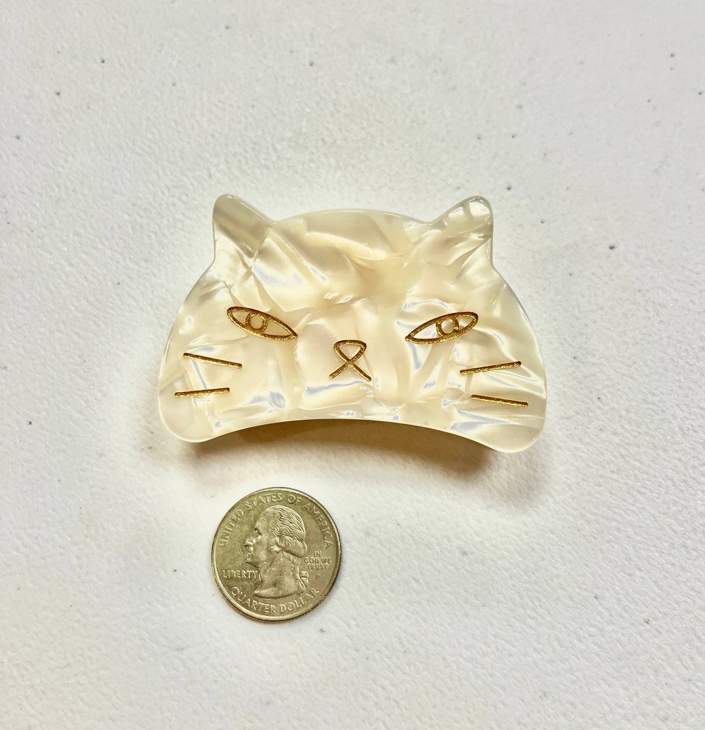 Large Etched Cat Jaw: Pink
