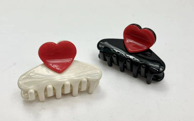 Sweet Heart Jaw Clip: White