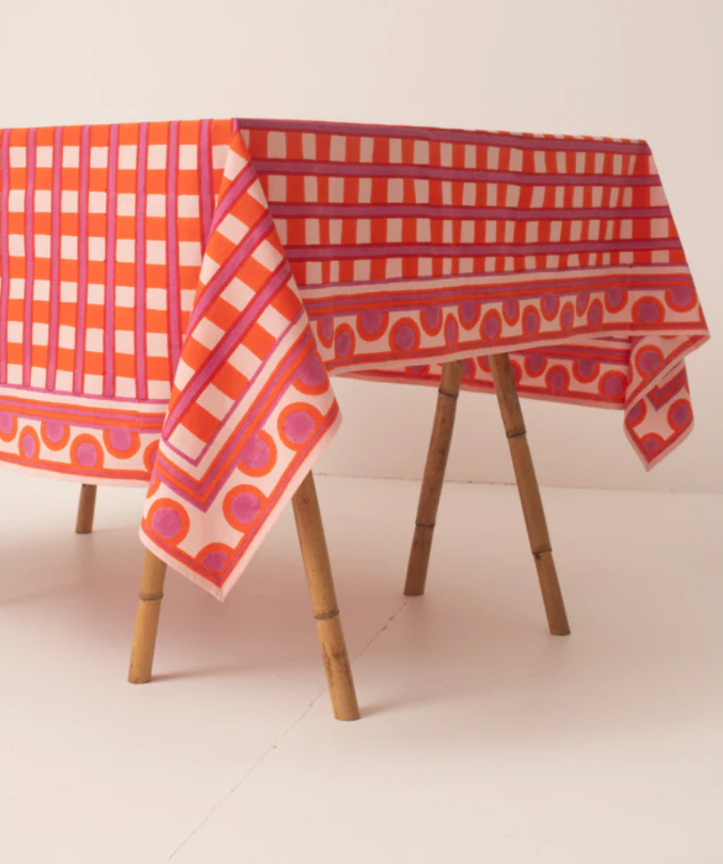 Lados Table Cloth