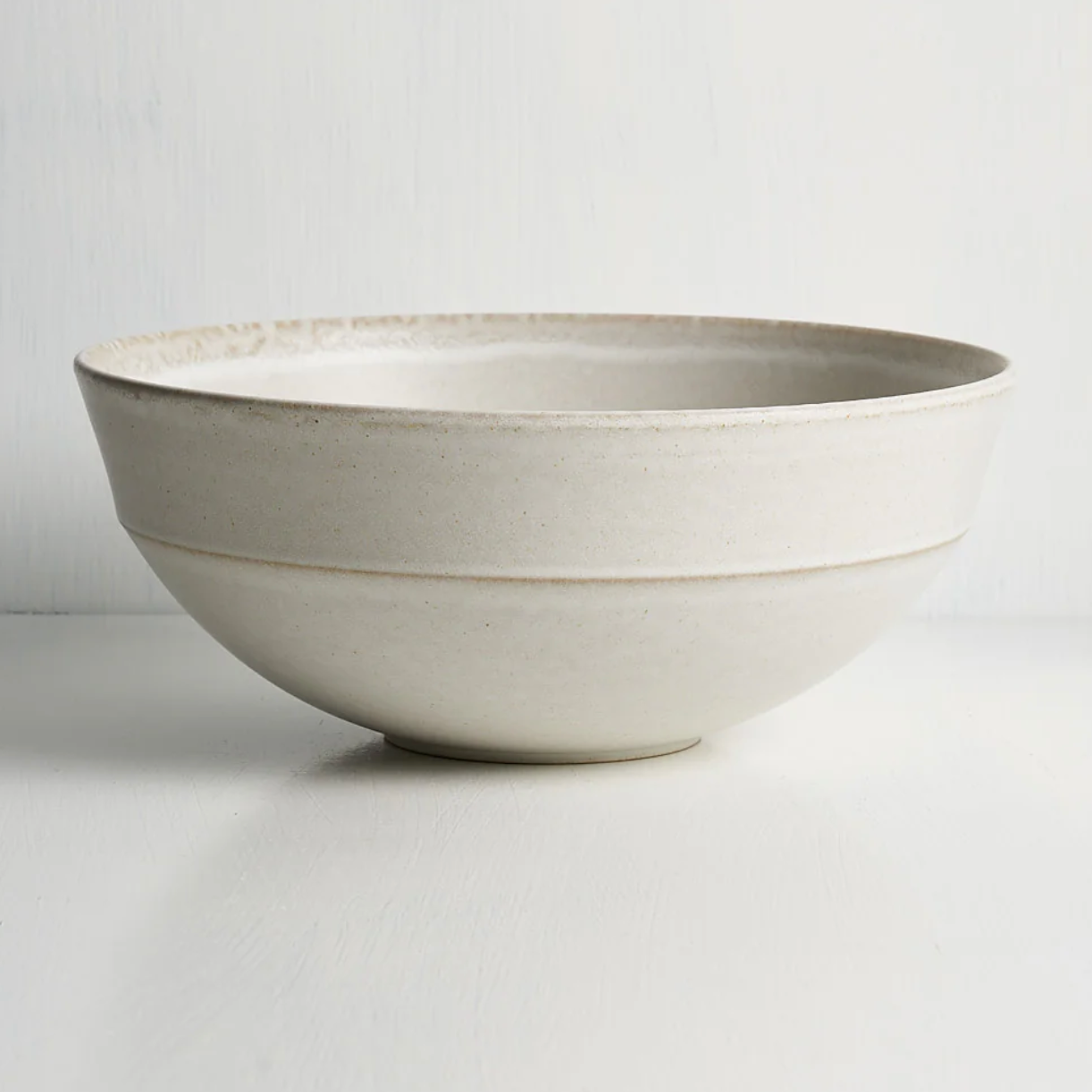 Standard Affair Pillar Deep Serving Bowl